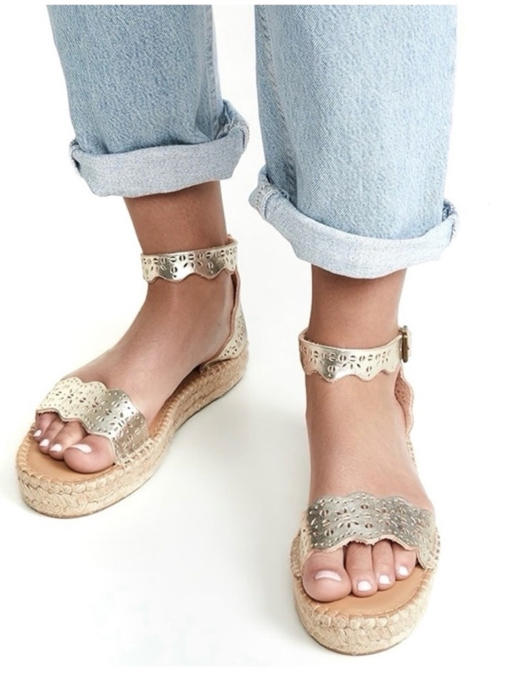 Soludos Cadiz Wave Sandals Size 9 Perforated Leather Espadrille Platinum EUC